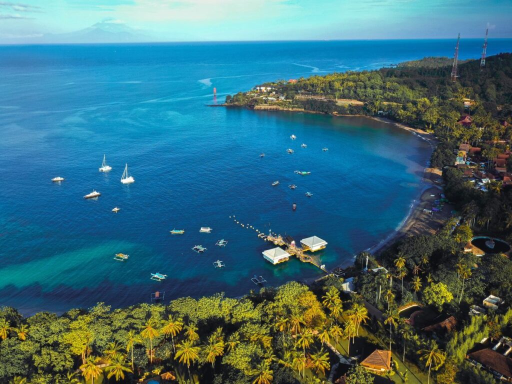 wisata Pantai Senggigi 1 hari