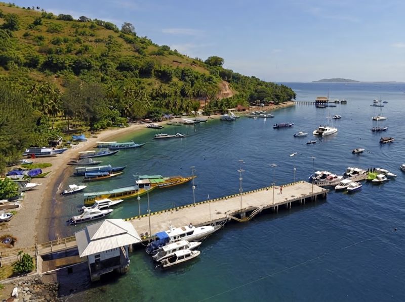 Pelabuhan Bangsal atau Teluk Nare
