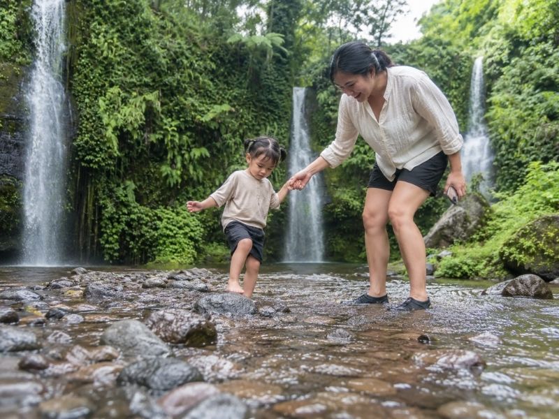 Wisata Air Terjun Benang Stokel