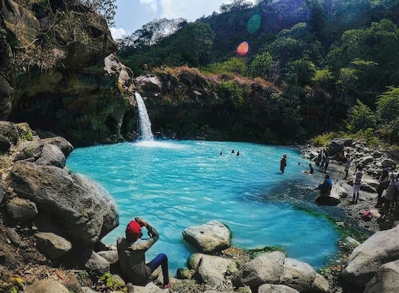 air terjun Umar Maya