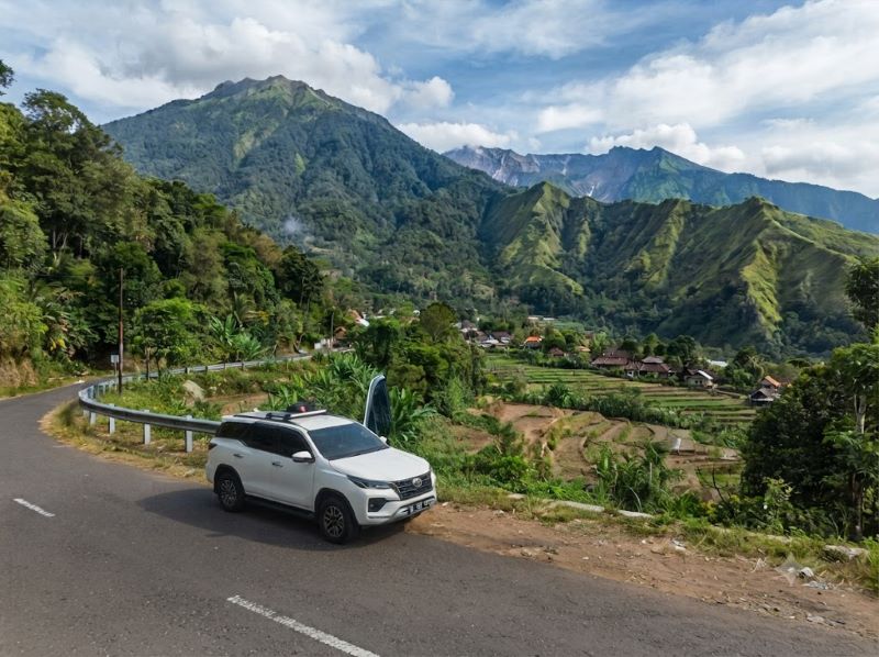 sewa mobil Lombok ke Senaru untuk Segara Anak