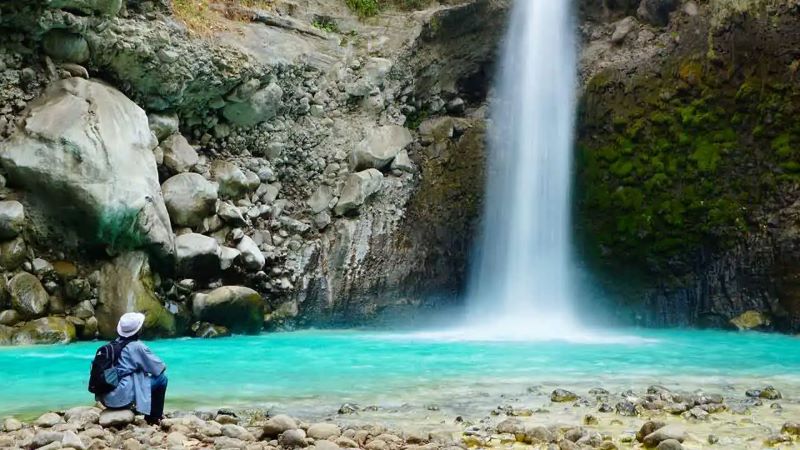 waktu terbaik ke air terjun umar maya