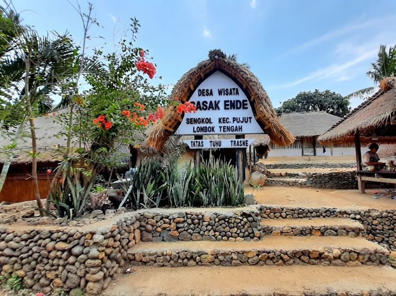 wisata Desa Ende