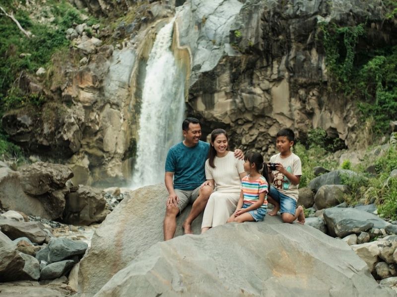 Paket Wisata Air Terjun Mangku Sakti untuk Keluarga