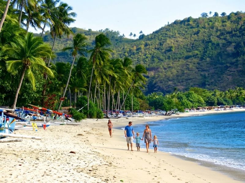 Pantai Nipah untuk keluarga paling nyaman