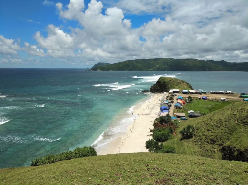 kapan waktu terbaik ke Pantai Seger