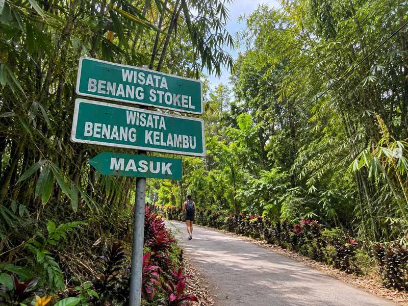 petunjuk menuju air terjun benang kelambu lombok
