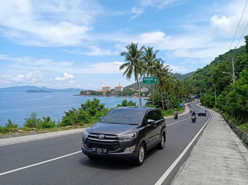 sewa mobil Lombok dengan driver