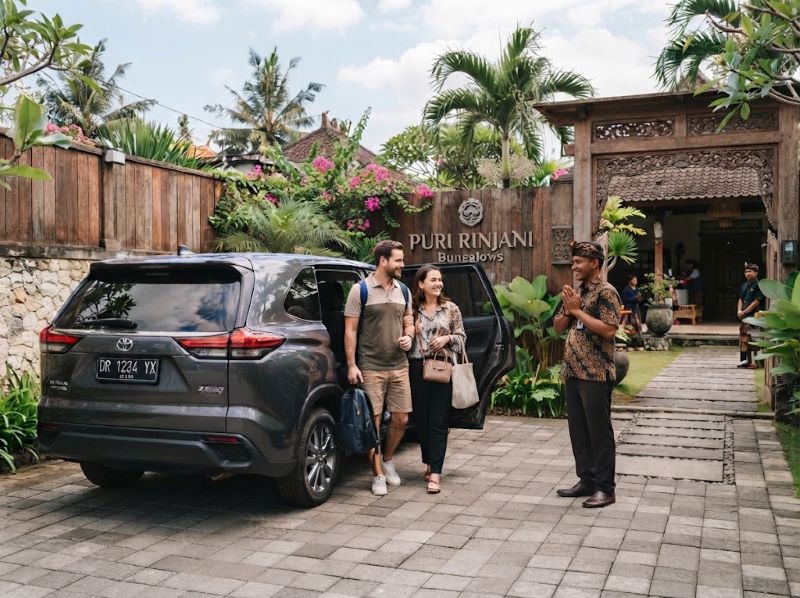 wisatawan di Kuta Mandalika