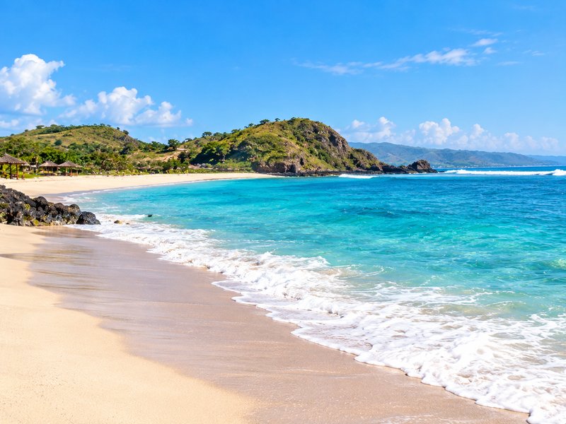 Pemandangan pasir Pantai Seger di kawasan wisata Kuta Mandalika