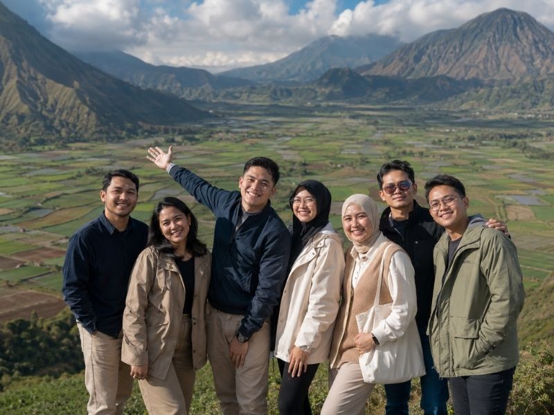 Trip kantor ke Sembalun Lombok dengan view pegunungan