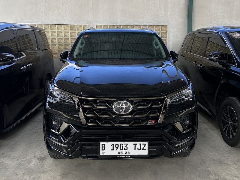 rental fortuner lombok driver bbm
