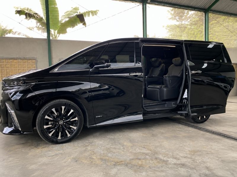 sewa alphard hybrid lombok