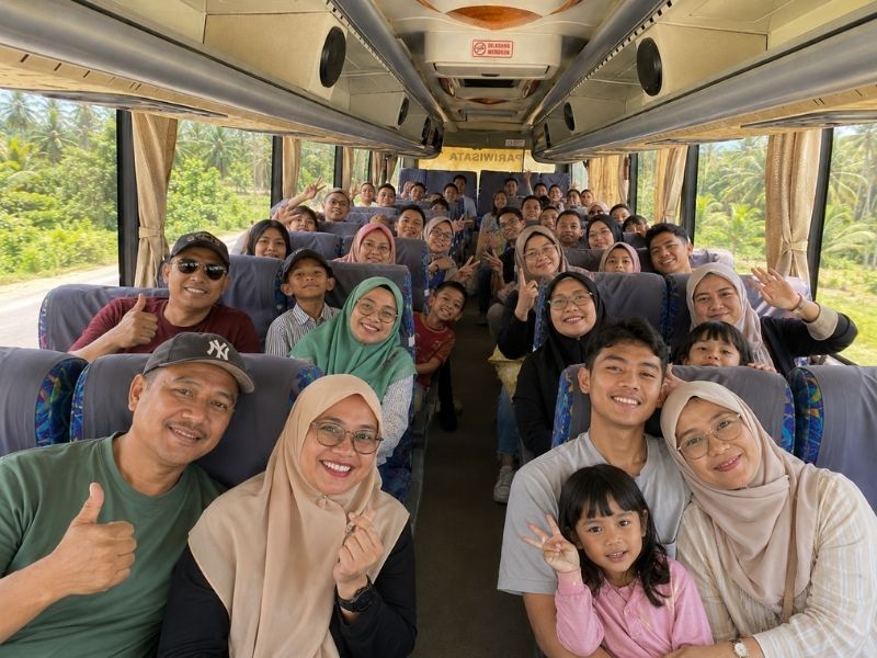sewa bus lombok untuk rombongan besar