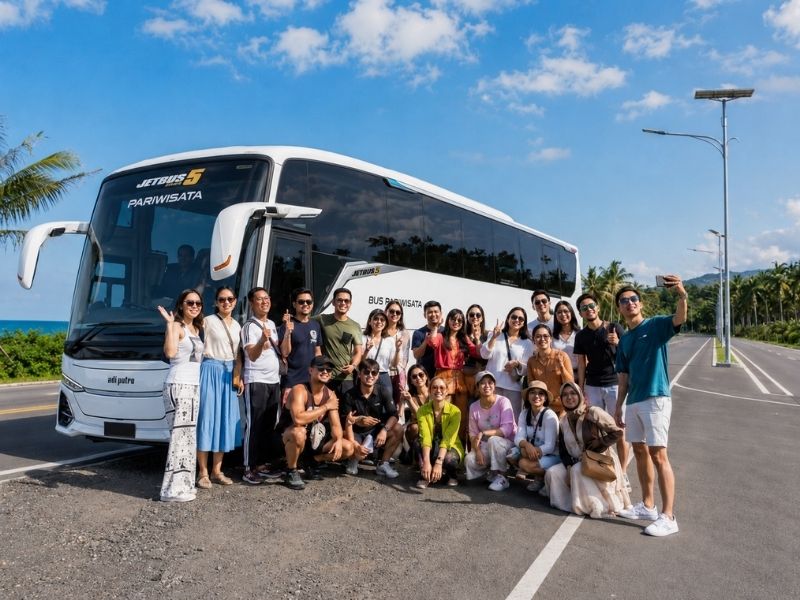 sewa bus lombok untuk rombongan