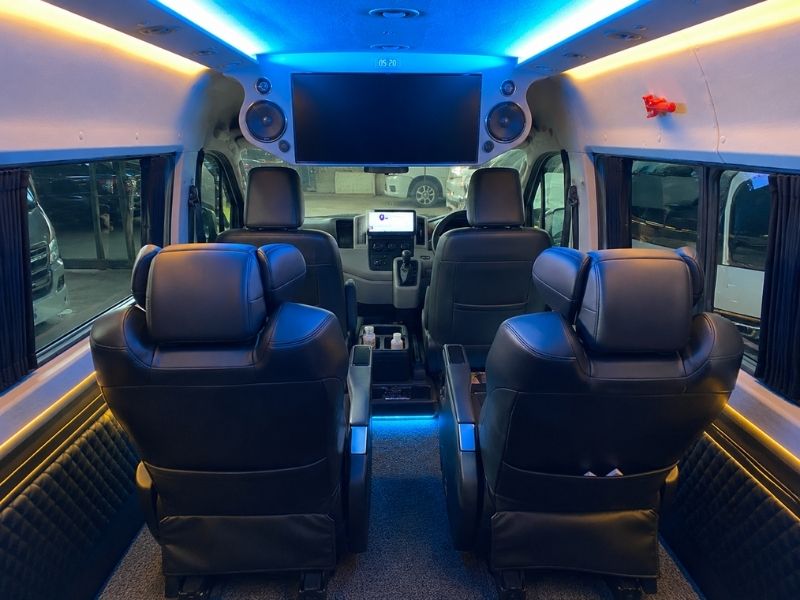 sewa hiace premio luxury dengan supir lombok