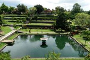 Private Trip ke Taman Narmada