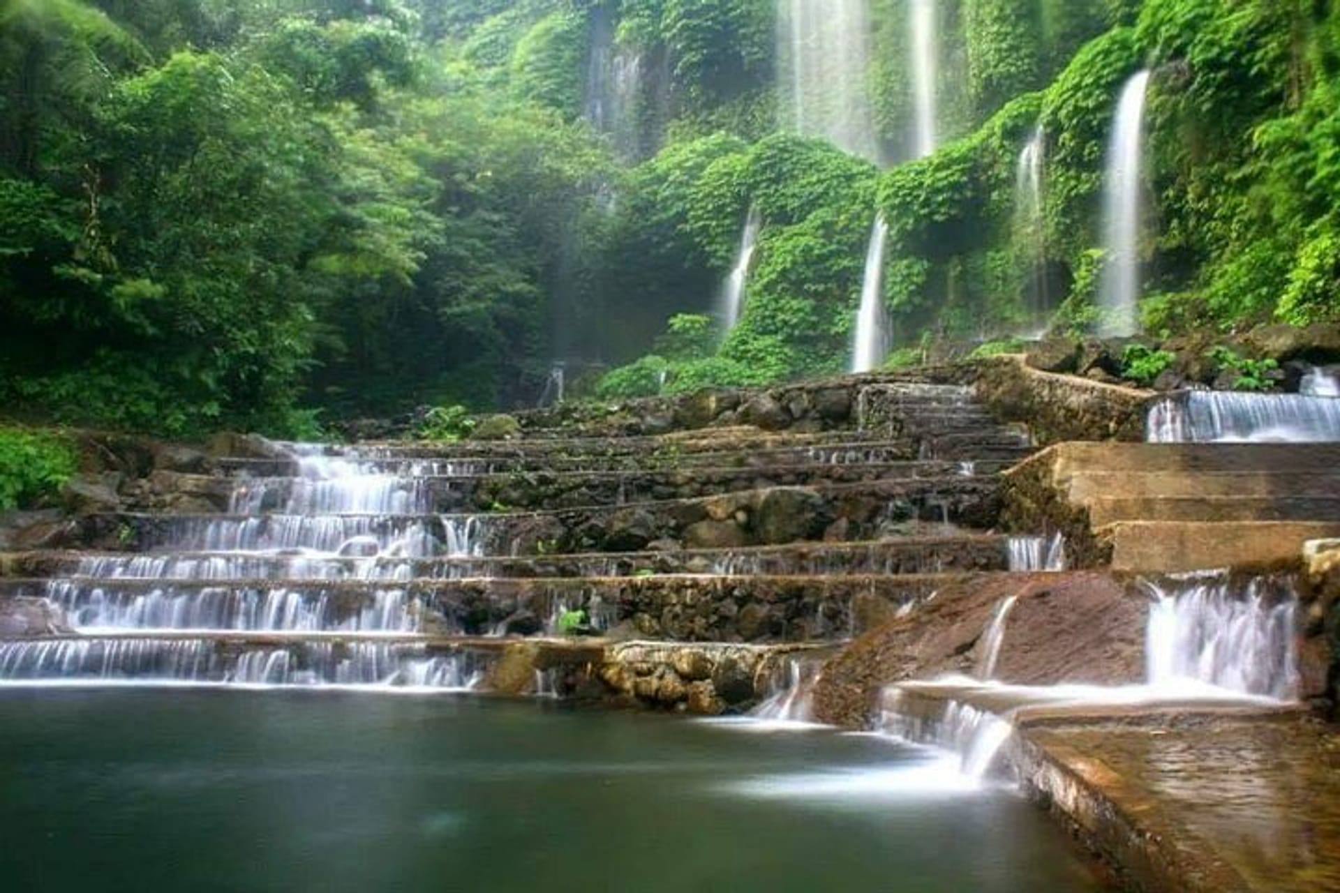 air terjun benang stokel untuk keluarga