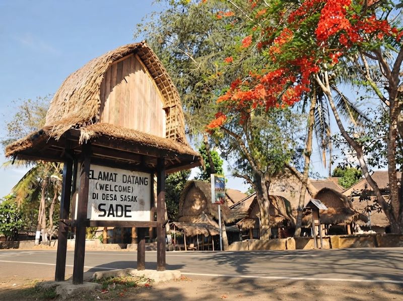 sewa mobil Lombok ke Desa Sade