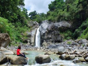 Air terjun Mangku Sakti untuk keluarga