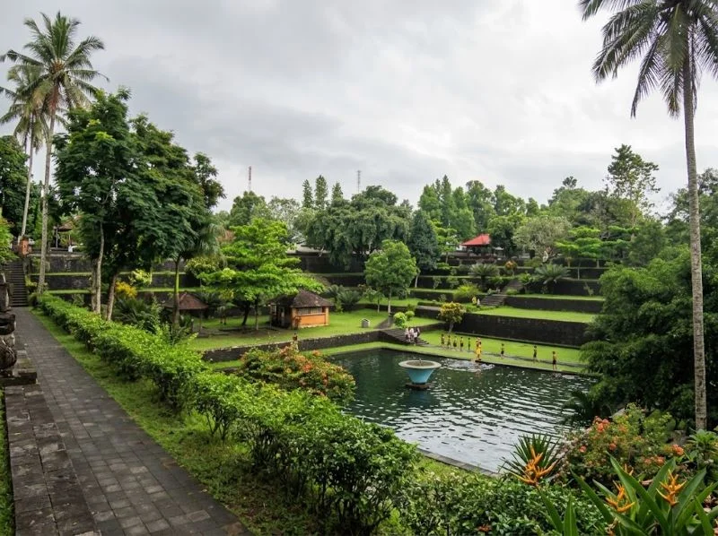jam buka Taman Narmada